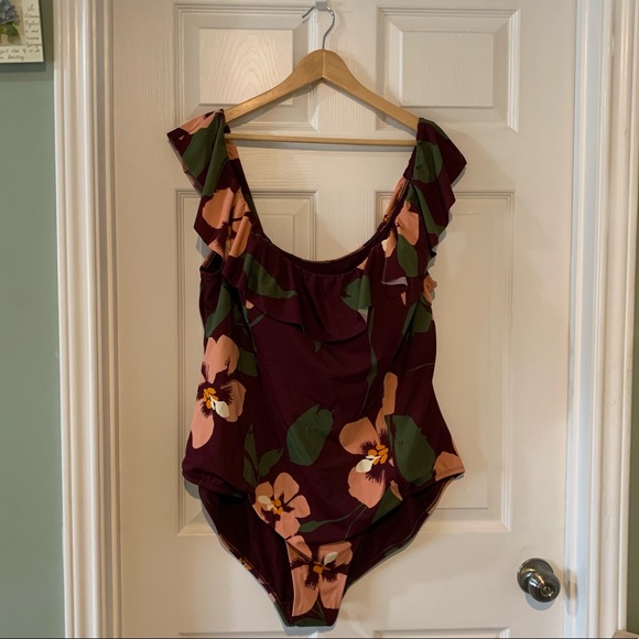 EVRI 1-piece bathing suit 4X Stunning Nikita Seamed Ruffled Primrose NWT w/strap - Picture 2 of 11